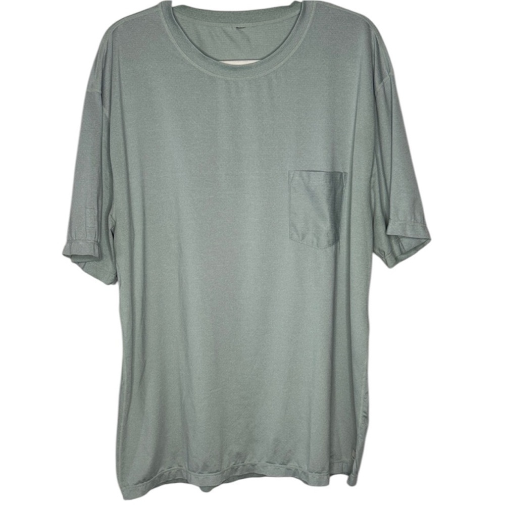 Vuori Men’s Tradewinds Pocket Short Sleeve Tee Shirt 2XL Athletic Breathable